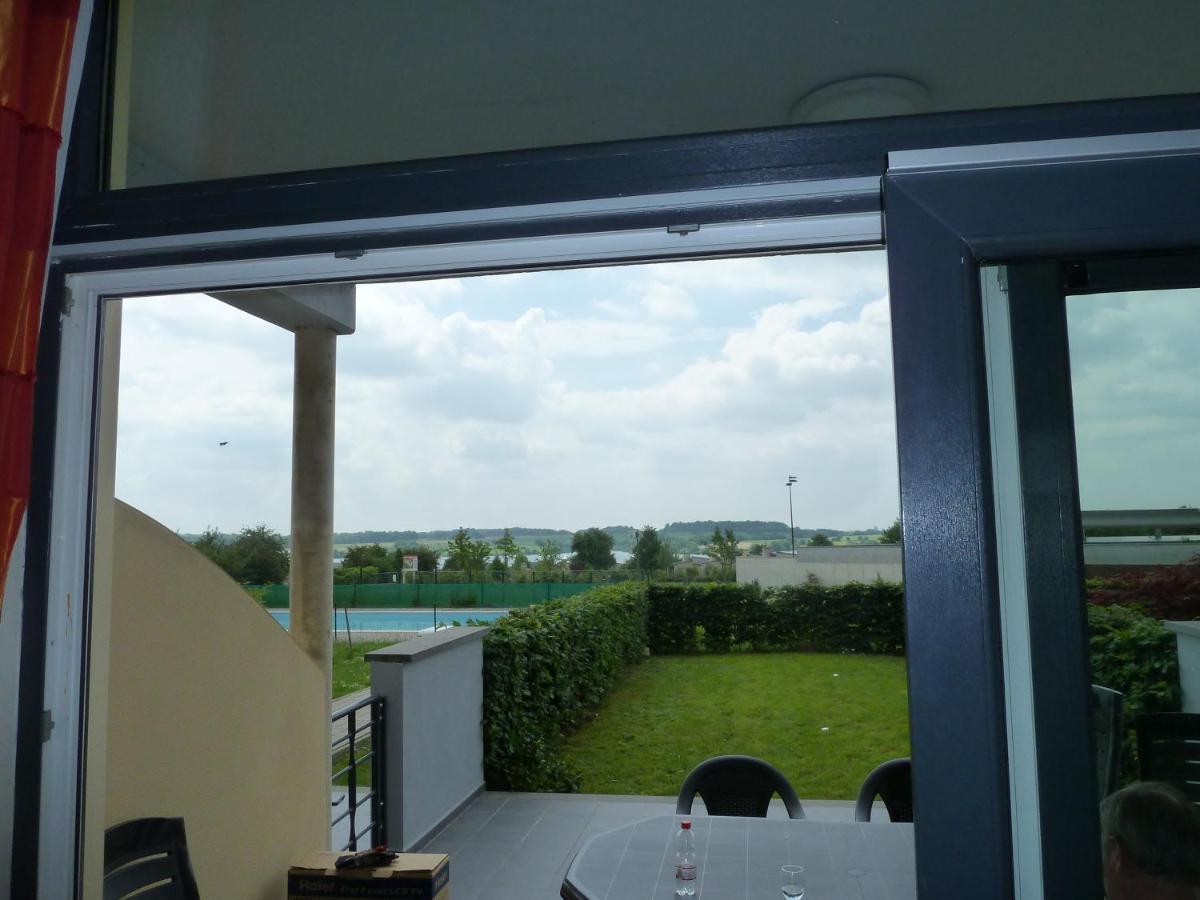 Lac De Eau D Heure Appartement C1 Famille Ranocha Duprez Badon Exterior photo